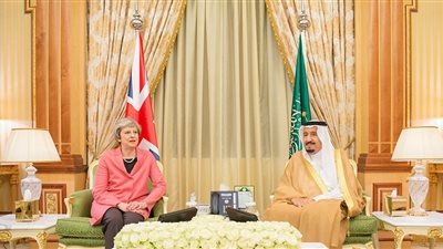 الملك سلمان يطلع رئيسة وزراء بريطانيا على آخر تطورات قضية «خاشقجي»