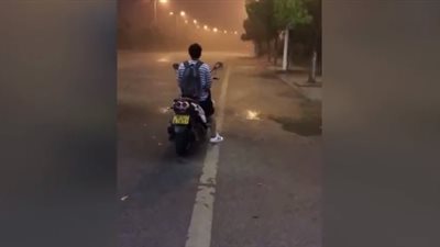 ظاهرة غريبة للأمطار في الصين (فيديو)