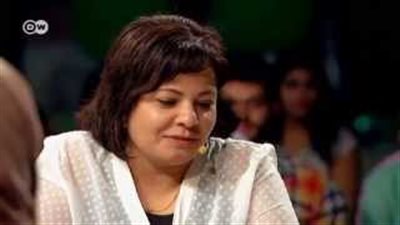 بالفيديو.. مؤلفة «عايزة أتجوز»: «نفسى اتسدت عن الزواج ومفيش صاحب يتصاحب»