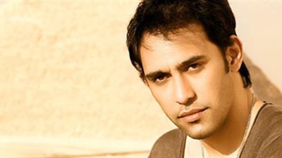 عمرو مصطفى يتهم القنوات الدينية وباسم يوسف بالعمالة