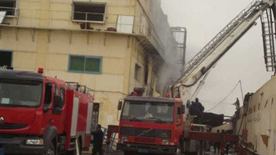 اشتعال النيران بأحد المساجد القريبة من لجنة استفتاء بإدفو