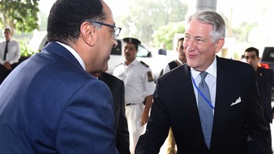 رئيس الوزراء في لقاء بالغرفة التجارية الأمريكية.. القاهرة شريك أساسي لواشنطن.. استثمارات الولايات المتحدة تتجاوز 2.6 مليار دولار.. الاقتصاد المصري حقق أعلى معدل نمو سنوي منذ عشر سنوات بنسبة 5.3٪