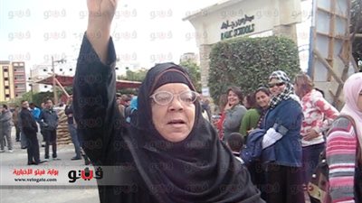 بالفيديو.. سيدة مسنة بالغردقة تهتف: «تحيا مصر»