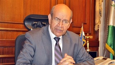 محافظ الجيزة يأمر بضبط آلية استلام الأغذية بالمدارس