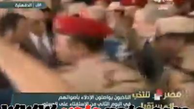 بالفيديو .. قائد الجيش الثاني يتفقد لجان الاستفتاء بالدقهلية