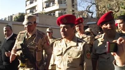 بالفيديو.. قائد المنطقة الشمالية العسكرية يتفقد لجان الاستفتاء بالدقي