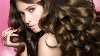 5 أطعمة صحية تحمي شعرك من التقصف والتساقط