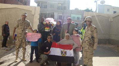 بالفيديو والصور.. سيدة على 