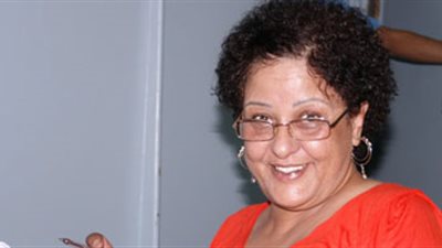 دخول معالي زايد الرعاية المركزة بسبب «السرطان»