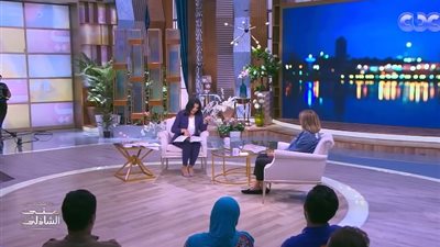 ابنة عبد الناصر تحكي عن ضيق الحال وطفولة الزعيم الراحل (فيديو)