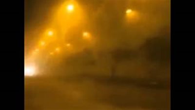 بالفيديو.. برق ورعد وأمطار في شوارع الكويت