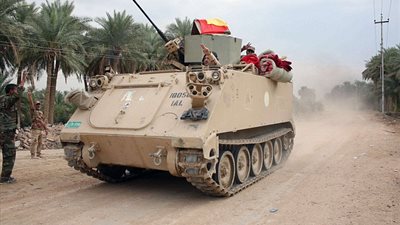 بالفيديو والصور.. الجيش العراقيي يمزق راية «داعش» في «جرف الصخر»