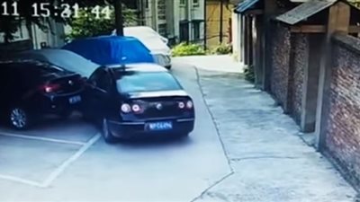 أسوأ حوادث بسبب غباء سائقي السيارات (فيديو)