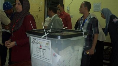 انتهاء التصويت على الدستور وبدء عمليات الفرز