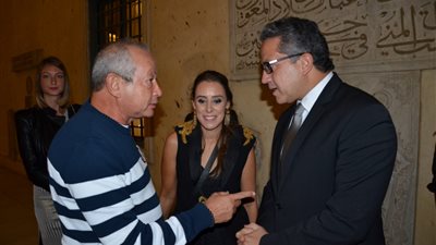 ساويرس يشارك في افتتاح معرض الفن التشكيلي بحضور الوزراء والفنانين