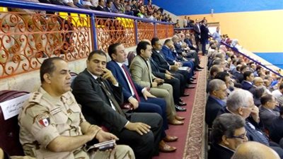 رئيس جامعة الزقازيق: مصر حققت المعادلة الصعبة بجيشها وشعبها (صور)