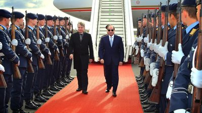 5 صور ترصد وصول السيسي إلى ألمانيا