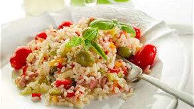 سلاطة الأرز بصوص الرانش من مطبخ بسمة السباعي