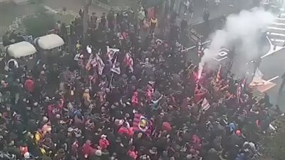 برشلونة ضد الريال.. الجماهير تتوافد على كامب نو ( فيديو)