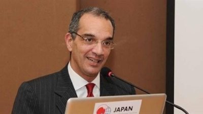 وزير الاتصالات يوافق على محاكمة رئيس القطاع القانوني بالبريد (مستند)