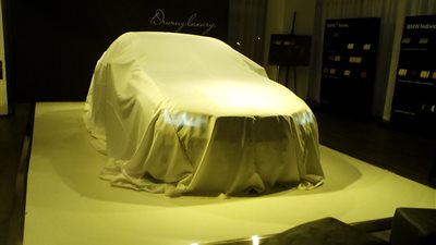 بالفيديو والصور.. لحظة الكشف عن «Bmw» الفئة السابعة في شكلها الجديد