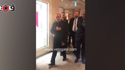 السيسي يرد تحية الإعلاميين: «ألمانيا منورة بيكم» (فيديو)