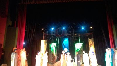بالصور.. عرض «آه يا ليل يا قمر» بمهرجان مسرح الهواة