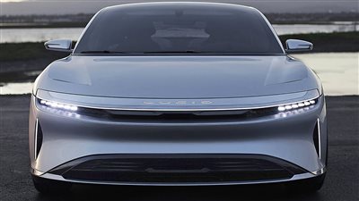 خبير يتوقع إعلان إفلاس تيسلا في 2019.. اعرف السبب