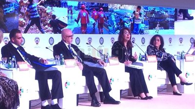 بالصور.. تكريم غادة والي بصفتها رئيس مكتب وزراء الشئون الاجتماعية العرب