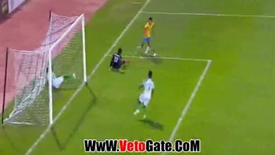 الإسماعيلي يتعادل سلبيا أمام الرجاء المغربي بالشوط الأول (فيديو)