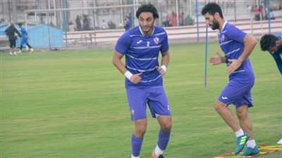 عبد الهادي وطبيب الزمالك يطمئنان على محمد مجدي