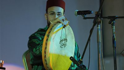 «ابن عربي» تخطف قلوب الجمهور في حفلهم الأول بدار الأوبرا (صور)