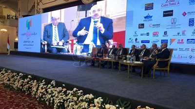 بالصور..التنمية الصناعية: كفاءة الإنتاج تحدد قدرة الدولة على مواجهة الإغراق