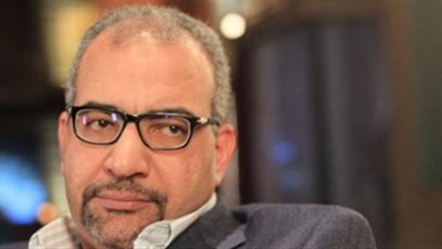 بيومي فؤاد يشارك في فيلم ومسلسل ويتعاقد على برنامج كويتي