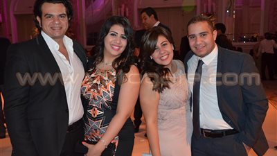 بالصور.. حماقي والليثي وبوسي يحيون زفاف نجل رجل أعمال