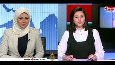 بالفيديو.. مذيعة «الجزيرة» تخلع الحجاب بعد عودتها لـ «الحياة»