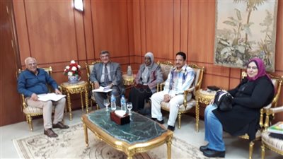 محافظ بورسعيد يؤكد أهمية كلية الدراسات الإسلامية في توعية المواطنين