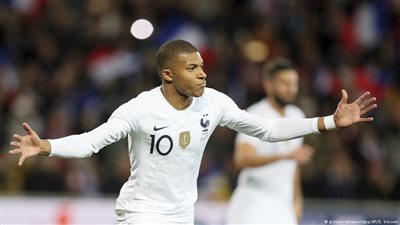 الكشف عن سر تـألق جوهرة فرنسا مبابي!