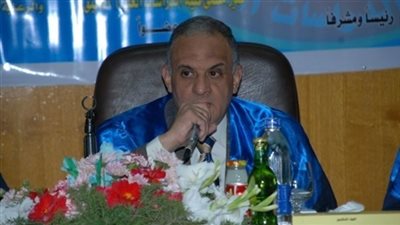 فقيه دستورى: الإرهاب الأسود يدفع الشعب للأمام