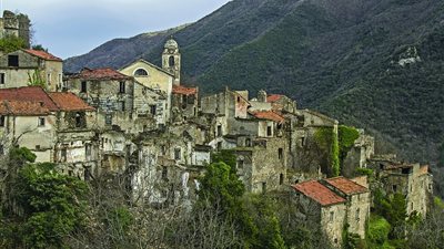 بينها دولة عربية.. 10 أماكن تسكنها الأشباح وجهتك في الهالوين (صور)