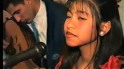 23 سنة على أول ظهور للفنانة شيرين عبد الوهاب (فيديو)