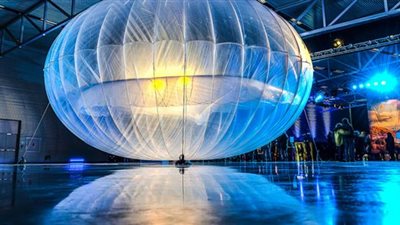 «مناطيد جوجل» توفر الإنترنت المجاني لـ 17 ألف جزيرة أندونسية