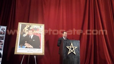 بالصور.. وزارة الرياضة تهدي درعها لرئيس الاتحاد الدولي لكرة العين