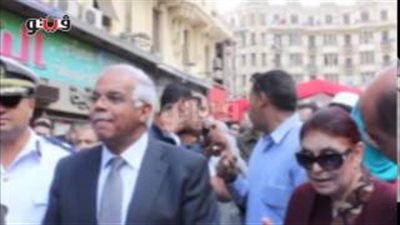 بالفيديو.. صاحب محل بالألفي لمحافظ القاهرة: 