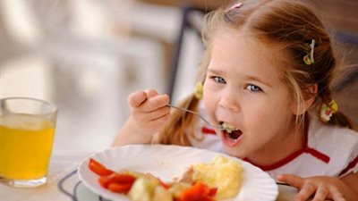 10 أعراض تكشف إصابة طفلك بمس الجن