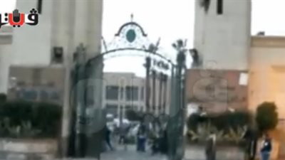 إشعال النار في أحد مداخل المدينة الجامعية بالقاهرة
