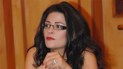 فاطمة ناعوت تنشر رسالة خاصة لإيمان الحصري