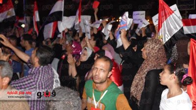 بالصور.. أهالي دمياط يحتفلون بنجاح الدستور الجديد