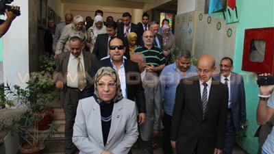 بالفيديو والصور.. محافظ الجيزة يطالب مستثمري 