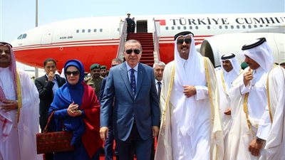 أردوغان يصل قطر قادما من الكويت